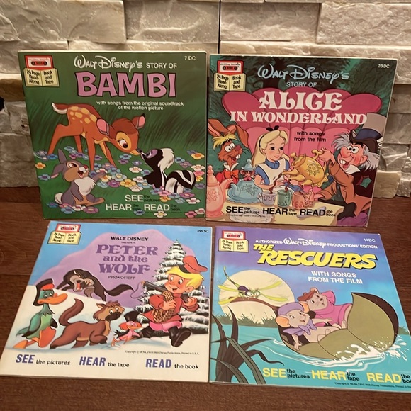 Walt Disney Read Along Books with Cassettes - Picture 4 of 6